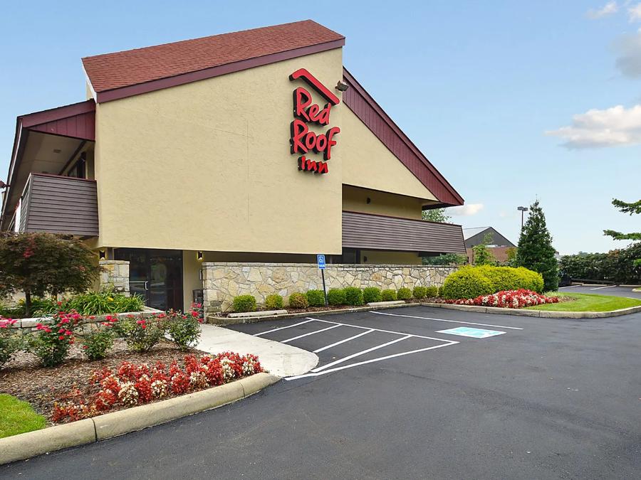 Red Roof Inn Louisville East - Hurstbourne Property Exterior Image