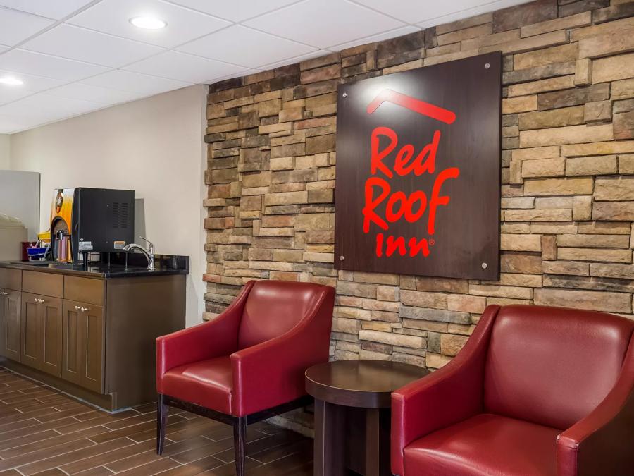 Red Roof Inn Allentown South Lobby Image 