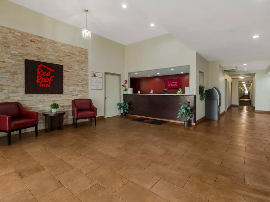 Red Roof Inn New Stanton Front Desk Image