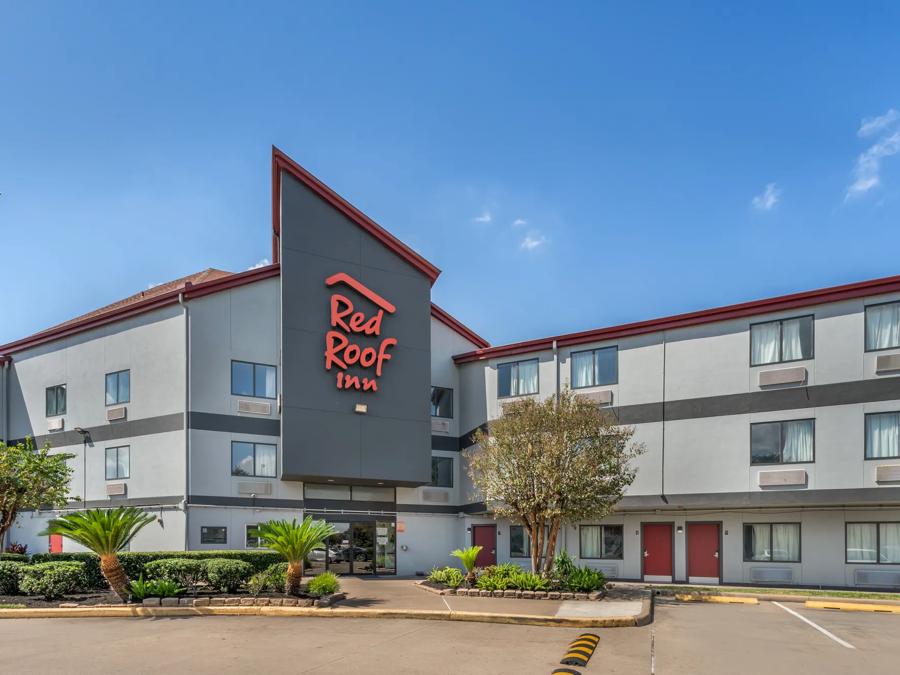 RRI231_Exterior 2 PRO Approved 10-31-25 Image