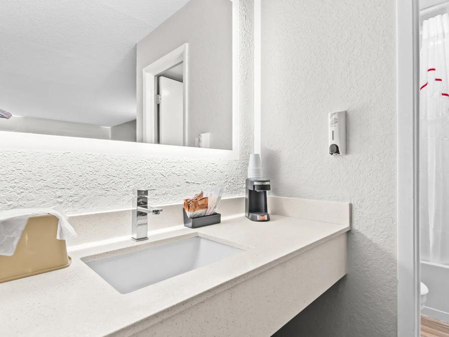 RRI1496_Bathroom PRO Approved 2-12-26 Image