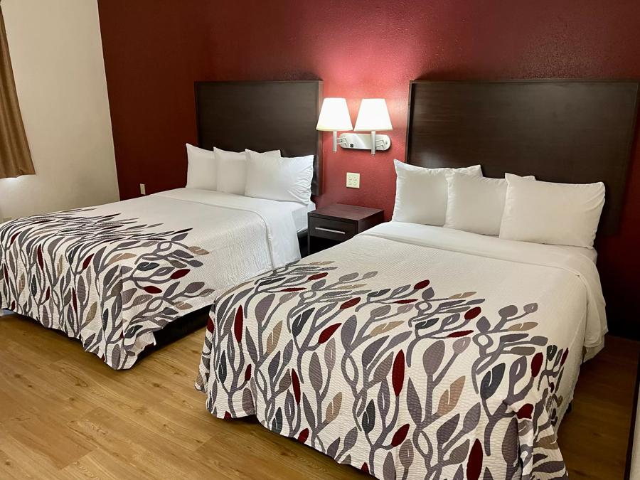 Red Roof Inn Sandusky - Milan Double Bed Room Image Details