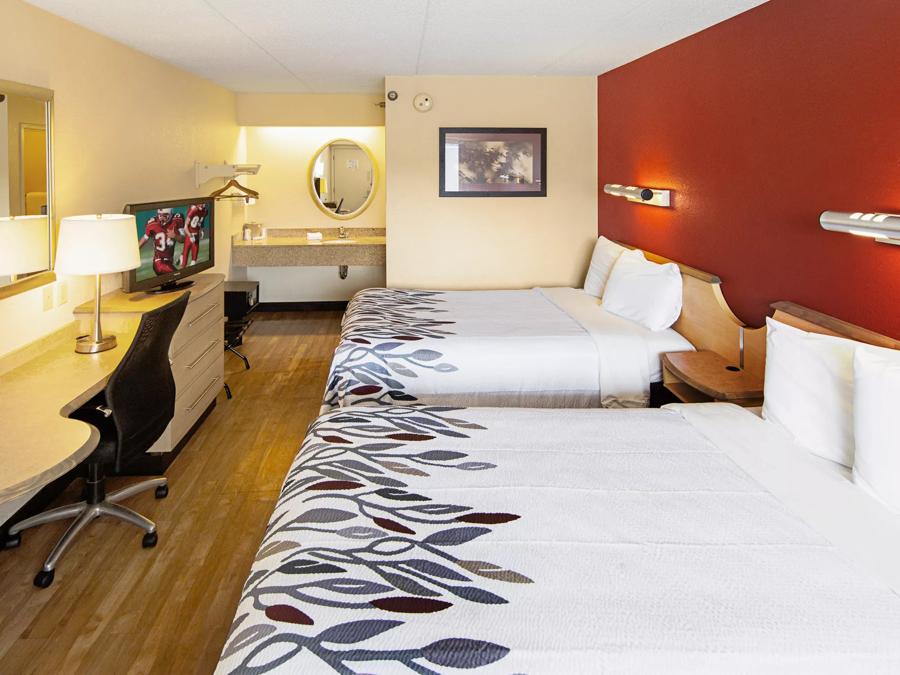 Red Roof Inn Florence - Civic Center 2 Full Beds Smoke Free image