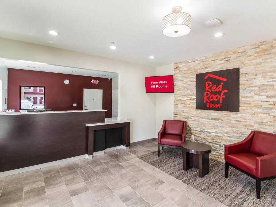 Red Roof Inn Houston - Willowbrook Front Desk and Lobby Image