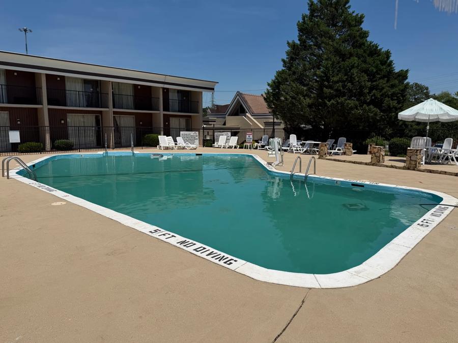 RRI1433_Pool 2 PRO Approved 6-11-26 Image