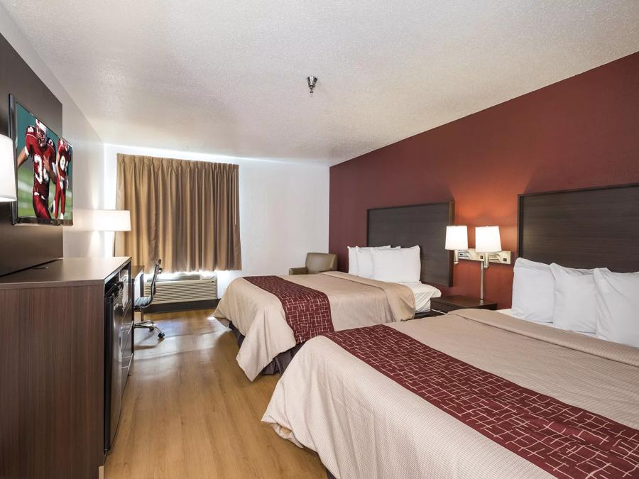 Red Roof Inn Columbus - Hebron Deluxe Double Bed Room Image