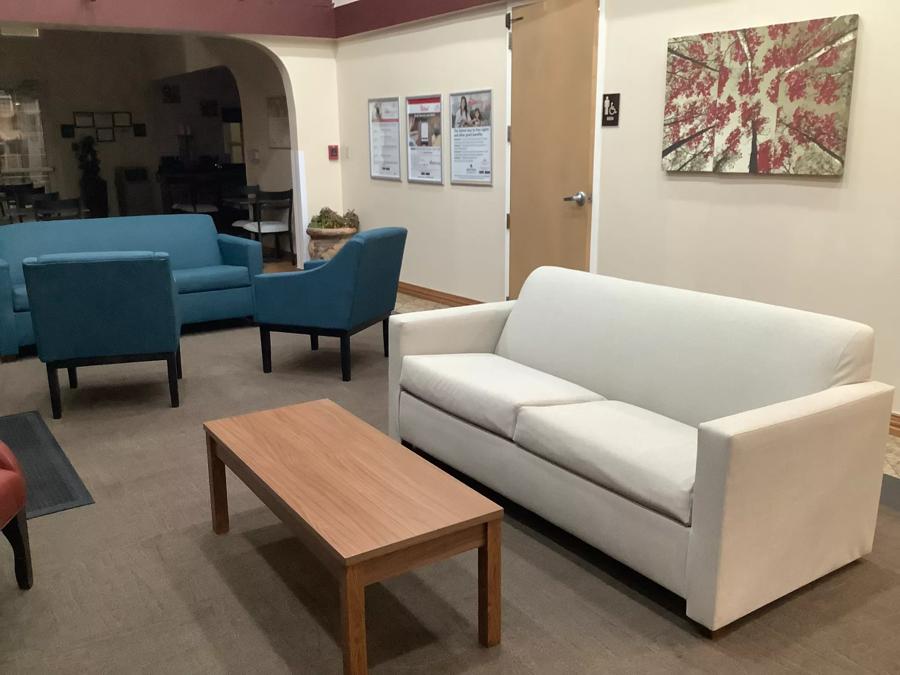 Red Roof Inn Amarillo West Lobby Sitting Area Image