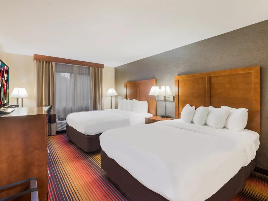 Red Roof Inn Fairfield Superior 2 Queen Beds Non-Smoking Image