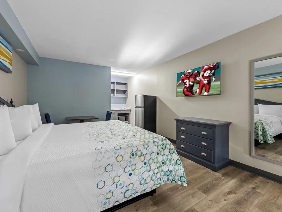 HTS1561_NS Studio 1King 4 PRO Approved 1-15-26_NE1K_4 image