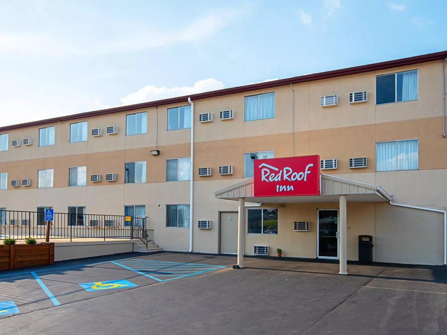 Red Roof Inn Cameron Property Exterior Image
