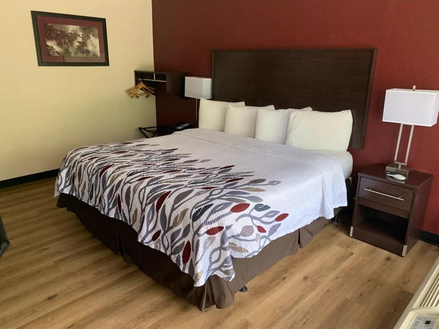 Red Roof Inn Clearfield Double Bed Room Image Details
