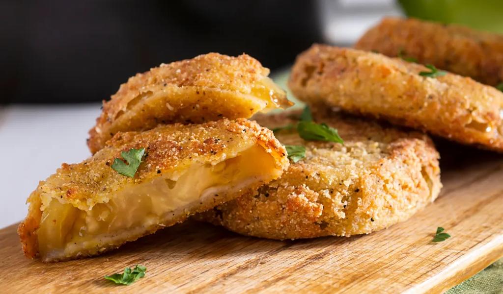 Crispy fried green tomatoes