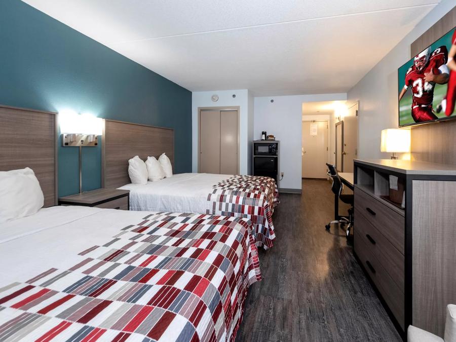 Red Roof Inn & Suites Wilmington - New Castle Superior 2 Full Beds Smoke Free Image