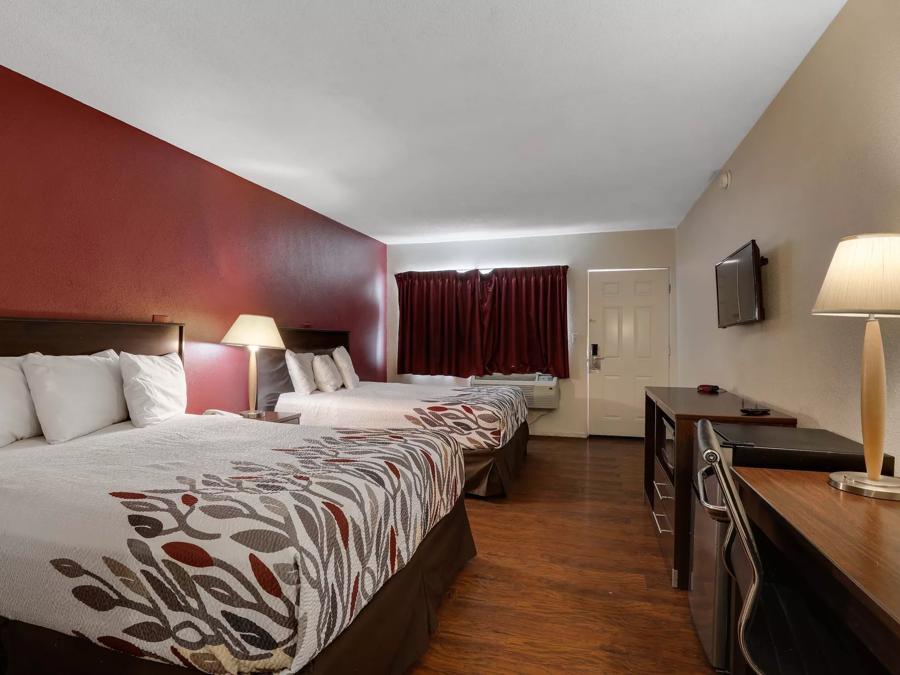 Red Roof Inn Needles Double Bed Room Image