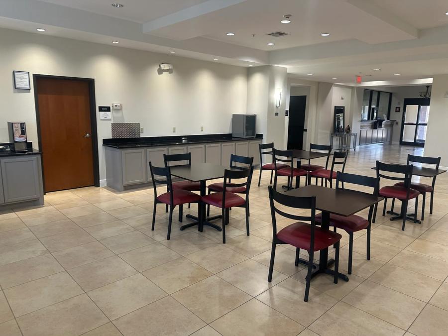 RRI1531_Breakfast Area 2 TEMP Approved 10-9-25 Image