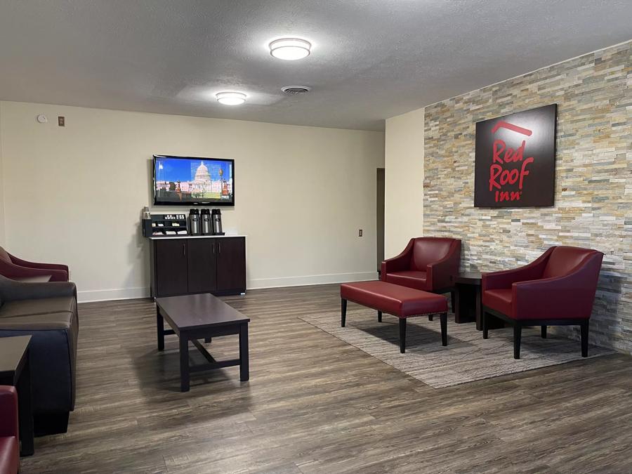 Red Roof Inn LaGrange Lobby Image