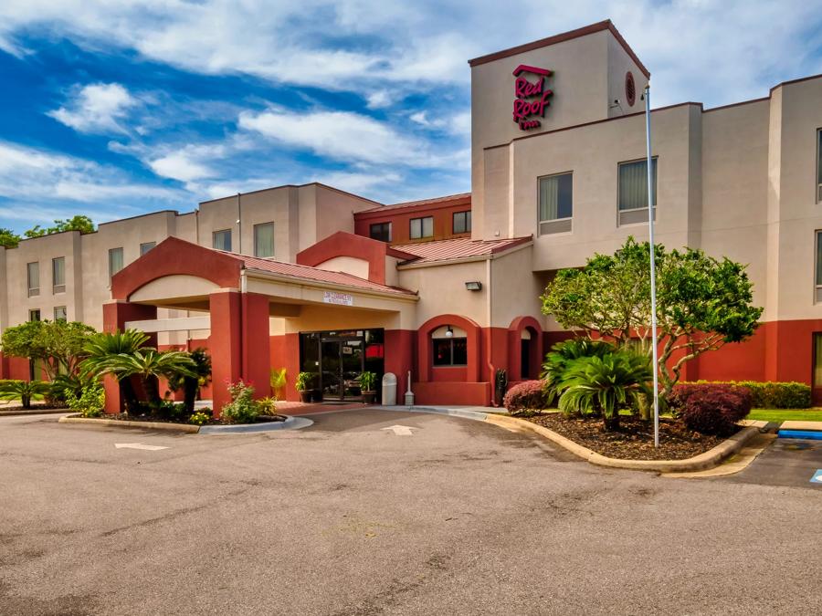 Hotel near Pensacola Fairgrounds