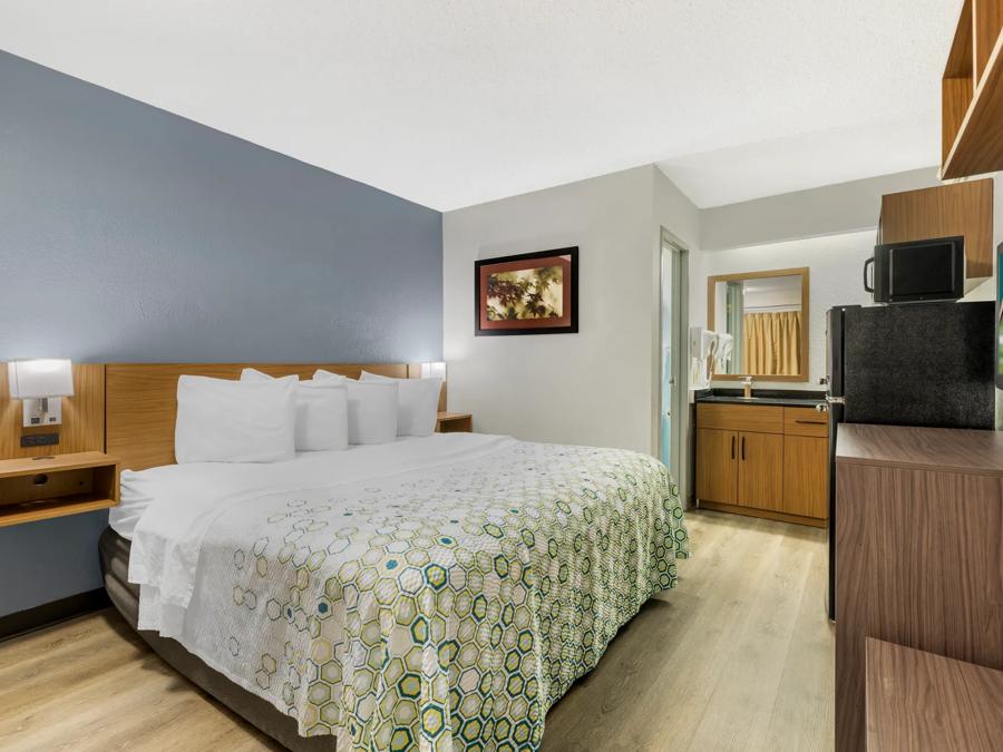 HTS1518_NS Studio 1King 1 PRO Approved 12-15-25_NE1K_1 image