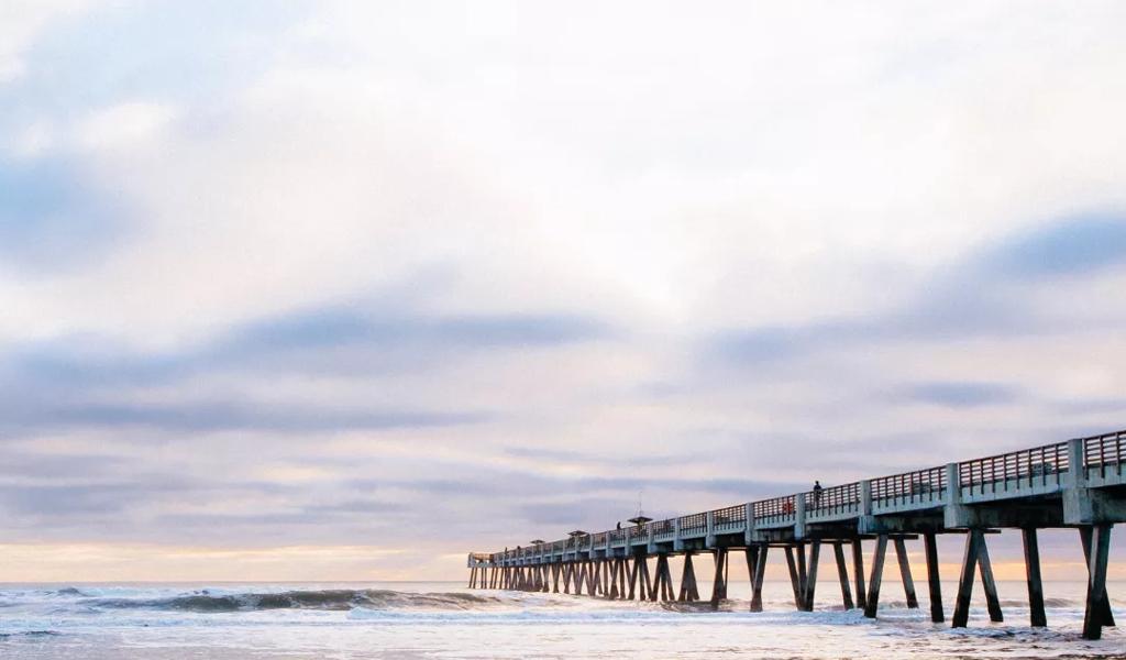 Jacksonville beach pier