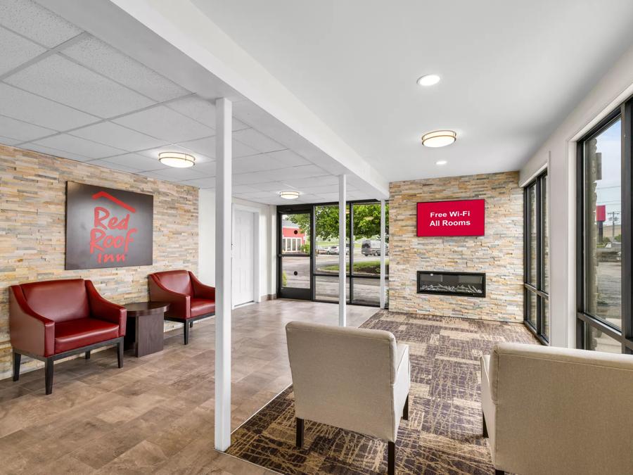 Red Roof Inn Niagara Falls Lobby Image