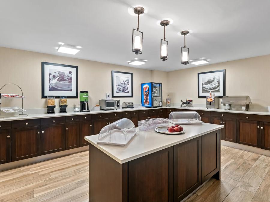 TRC1545_Breakfast Area 2 PRO Approved 7-2-26 Image