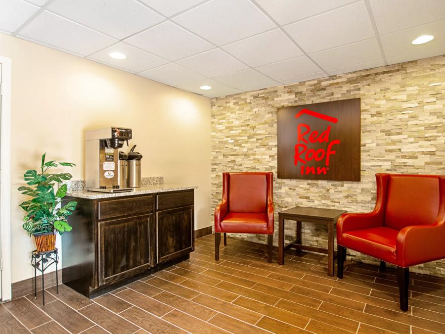 Red Roof Inn Scottsburg Lobby Sitting Area Image Details