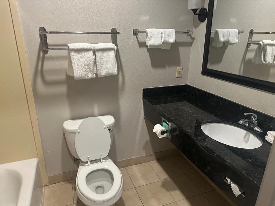 RRI1531_Bathroom 1 TEMP Approved 10-9-25 Image