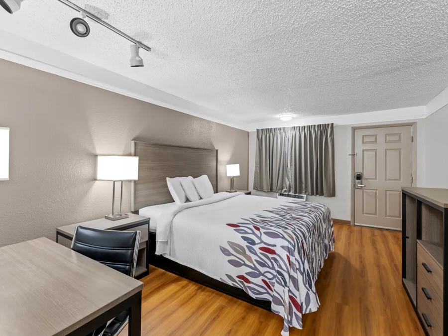 RRI433_NS Suite 1King Kitchen 3 PRO Approved 3-16-26_NT1KK_3 Image