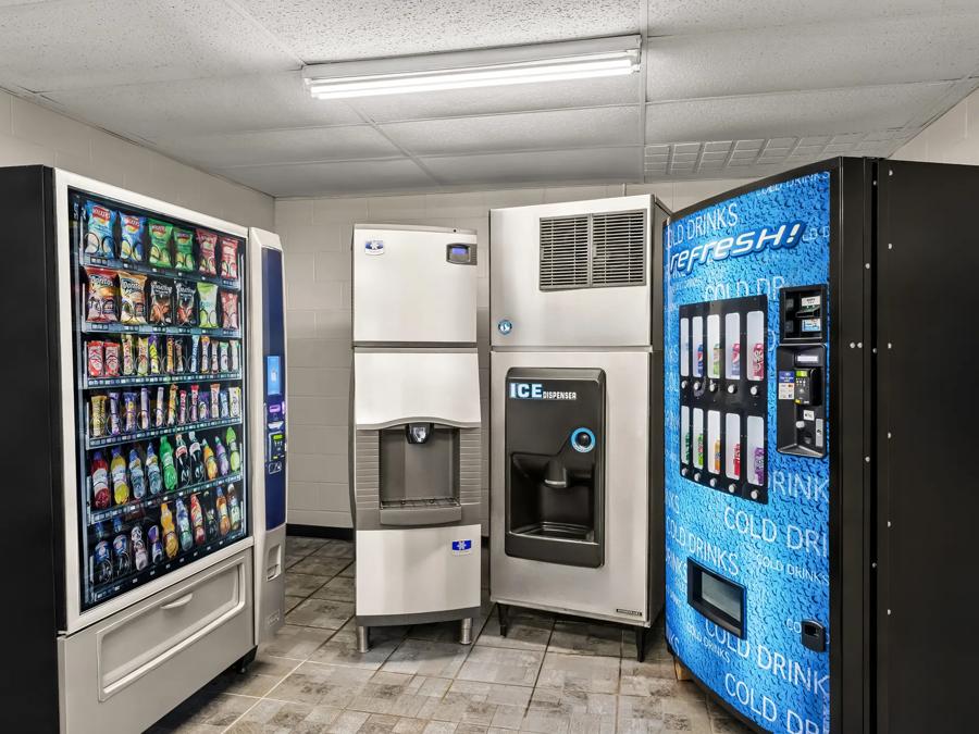 RRI1475_Vending PRO Approved 5-22-25 Image