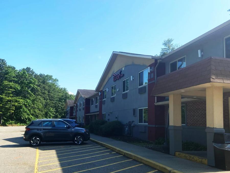 Red Roof Inn Queensbury
