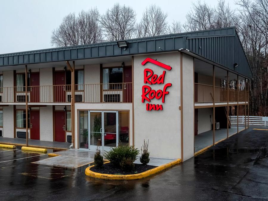 Red Roof Inn Fredericksburg North Exterior Property Image 