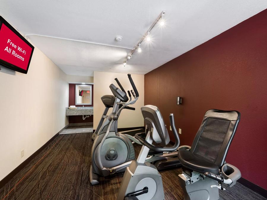 Red Roof Inn Birmingham South Onsite Fitness Facility Image