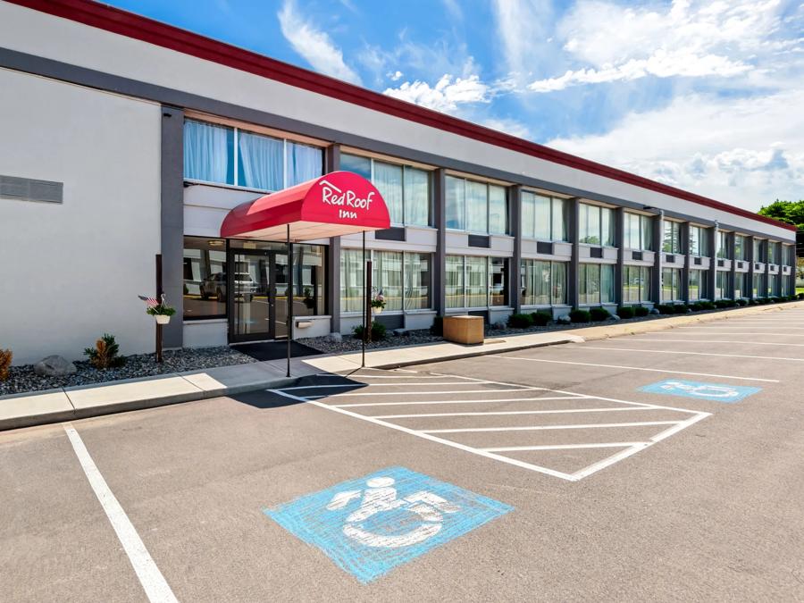 Roof Inn Cortland Exterior Property Image Details