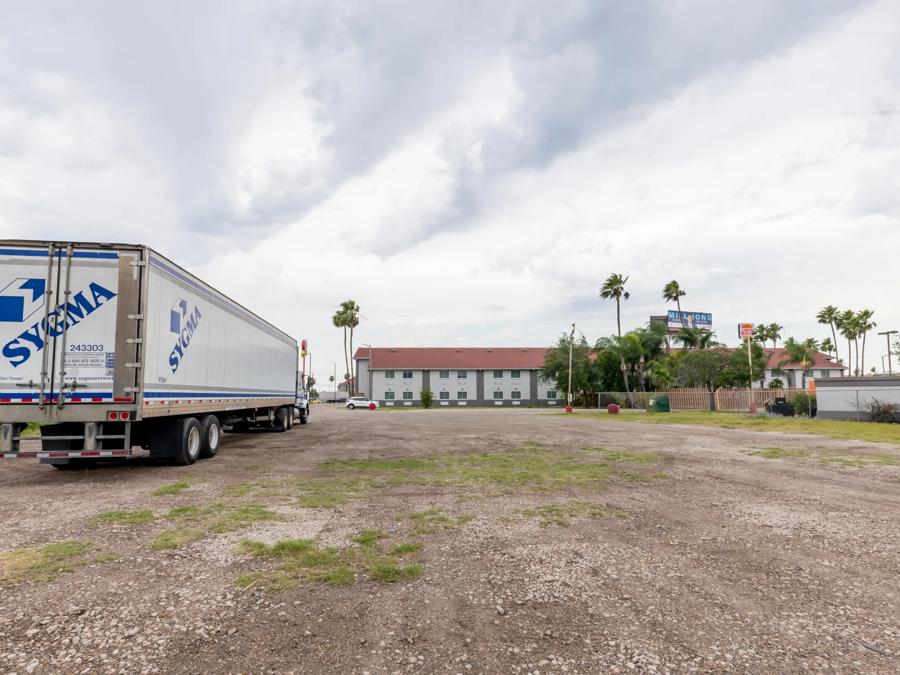 RRI371_Truck Parking TEMP Approved 5-15-25 Image