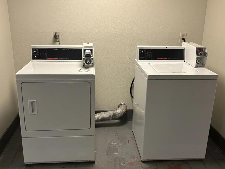 Red Roof Inn & Suites Hammond, IN Laundry Image