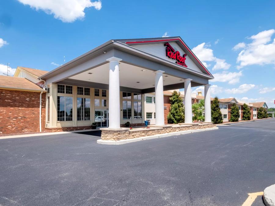 Red Roof Inn & Suites Wilmington - New Castle Property Exterior Image