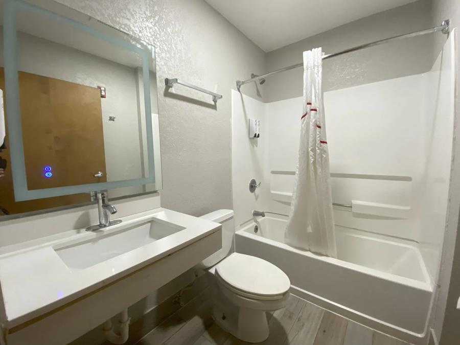 RRI1522_Bathroom 2 TEMP Approved 8-25-25 Image