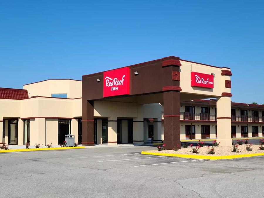 Red Roof Inn Staunton Property Exterior Image