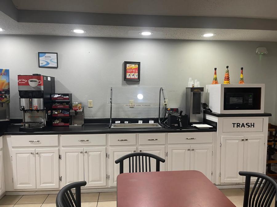 RRI1580_ Breakfast Area 1 TEMP Approved 12-22-25 Image