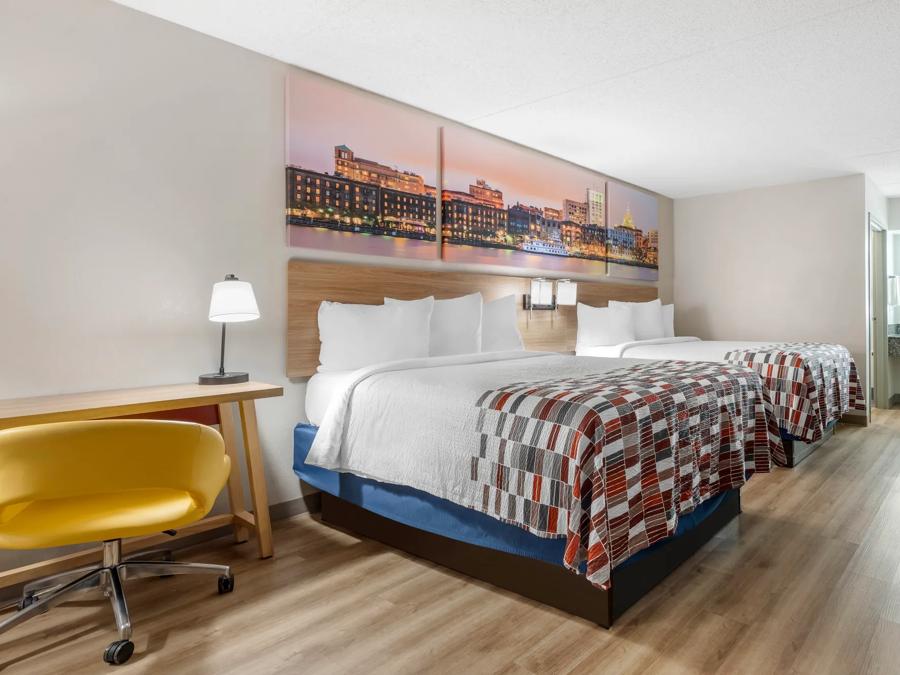 Red Roof Inn Franklin, TN RRI1430_NS Deluxe 1Queen Micro 1 PRO Approved 10-4-2024_ND1QM_1 Image