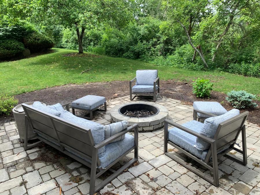 HomeTowne Studios East Lansing - Okemos fire pit image