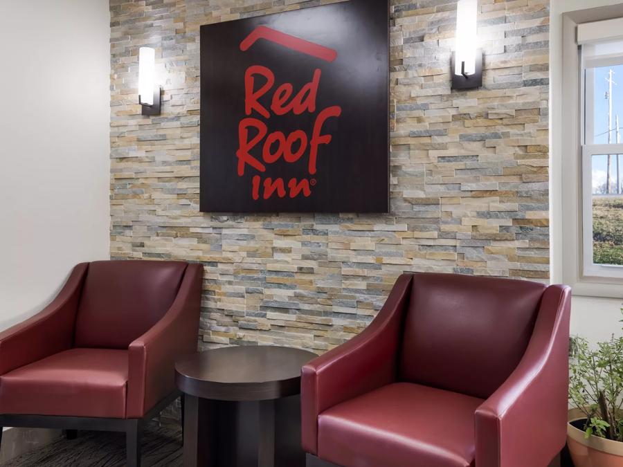 Red Roof Inn Weedsport Lobby Image