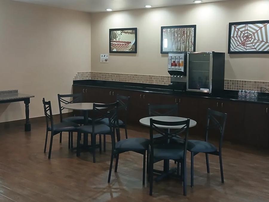 RRI1130_Breakfast Area TEMP Approved 12-11-25 Image