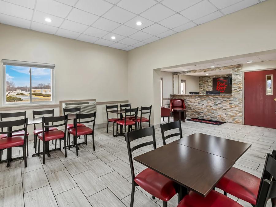 RRI1520_Breakfast Area 3 PRO Approved 1-21-26 Image