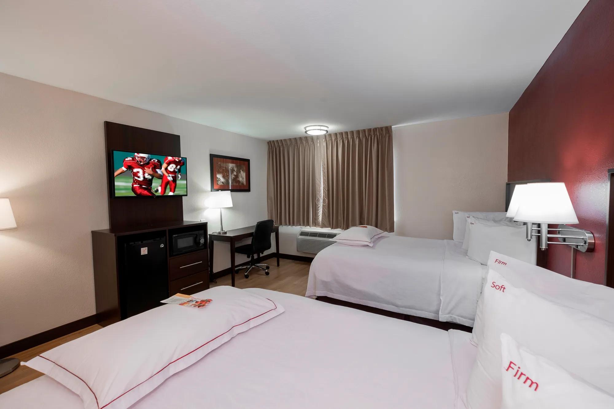 Cheap, Pet Friendly Hotels in Poughkeepsie, NY Red Roof PLUS+