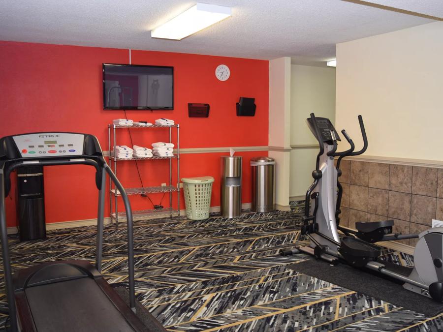 Red Roof Inn Batavia Onsite Fitness Facility Image