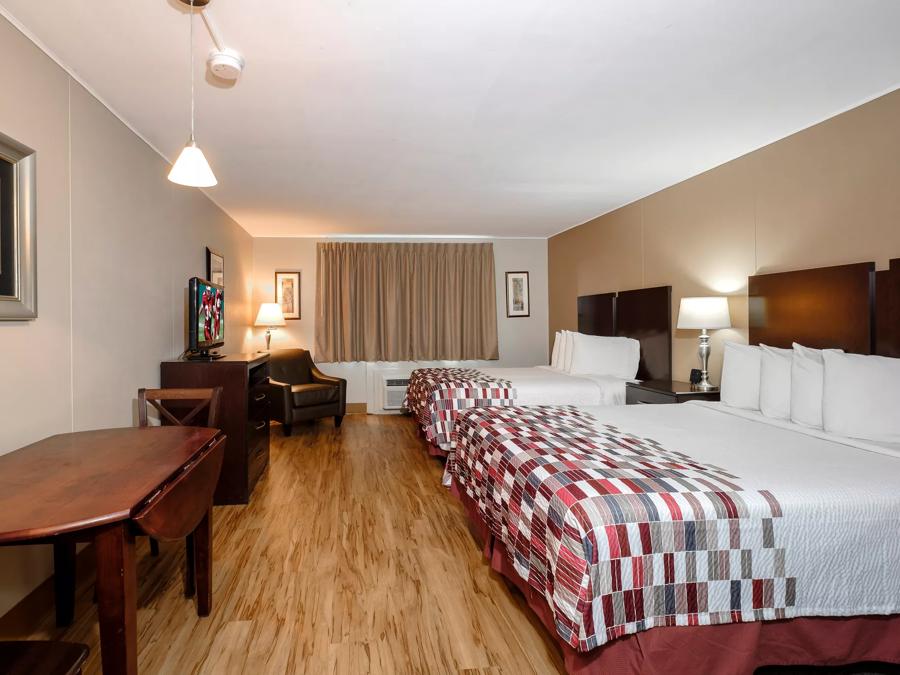 Red Roof Inn & Suites Herkimer Two Queen Bed Suite Image 