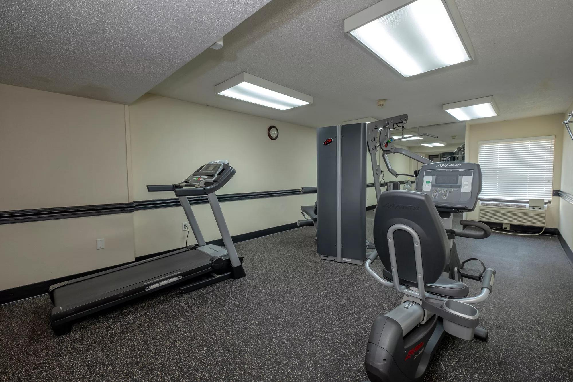 Red Roof Inn Charlotte - University Fitness Facility Image