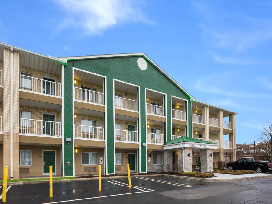 HomeTowne Studios Detroit - Livonia Exterior Image