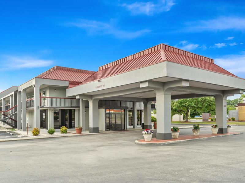 Red Roof Inn Wilmington, NC Exterior Shot